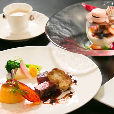 ロイヤルホールヨコハマ