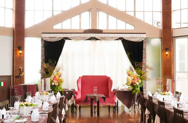 【公式】『リストランテ ステッラポラーレ』独立型チャペルが魅力