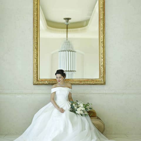 開業35周年/映えホテルでWeddingフォト&会食