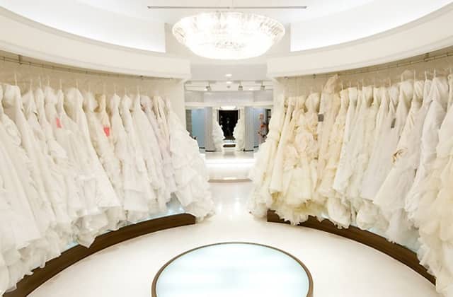 【公式】ルリアン大阪(ベルクラシック空港)|関西唯一のドライフラワーが広がる結婚式場|北摂・大阪空港