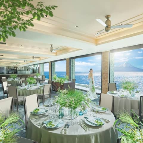 SCAPES THE SUITE (スケープス ザ スィート)