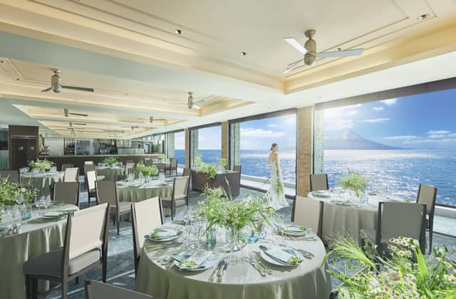 SCAPES THE SUITE (スケープス ザ スィート)