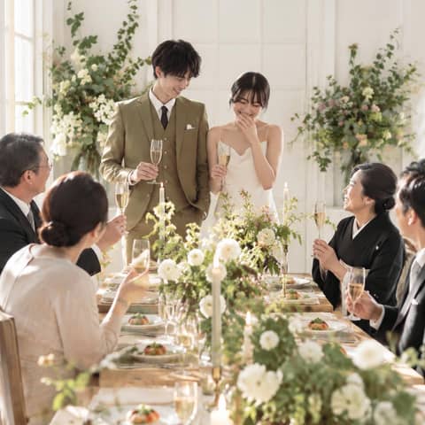 新プラン登場【少人数での挙式+お食事会】ご家族様での貸切少人数プラン
