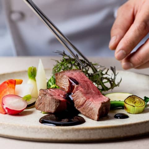 最大130万円OFF【先着5組/2026年6月まで】少人数プランも◎