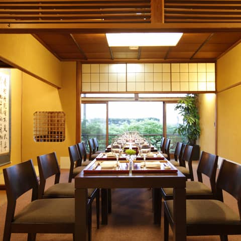 ◆3ヶ月で叶える少人数婚プラン◆20名70万円・親族中心のウエディング