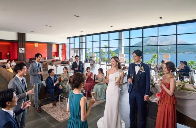 W the style of wedding