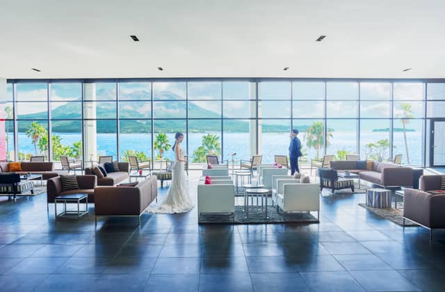 W the style of wedding