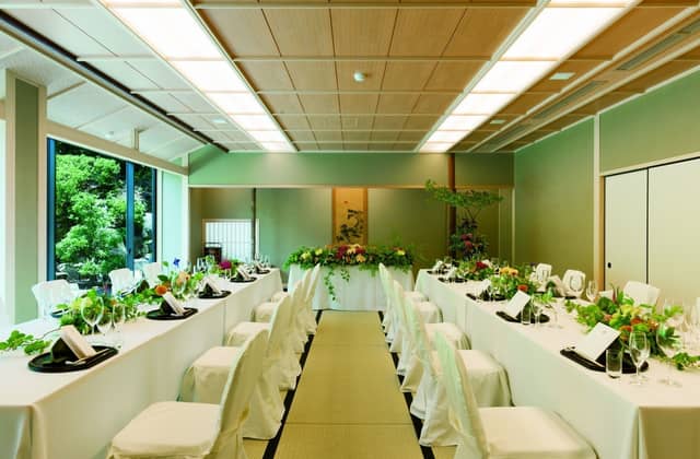 鶴羽根神社 二葉