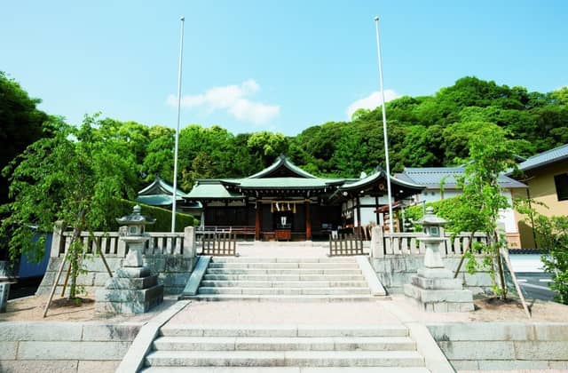 鶴羽根神社 二葉