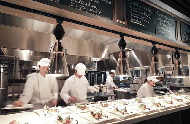 Los Angeles balcony Terrace Restaurant & Moon Bar