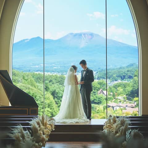 【8周年記念プラン】27年7月挙式迄*40名345万円*