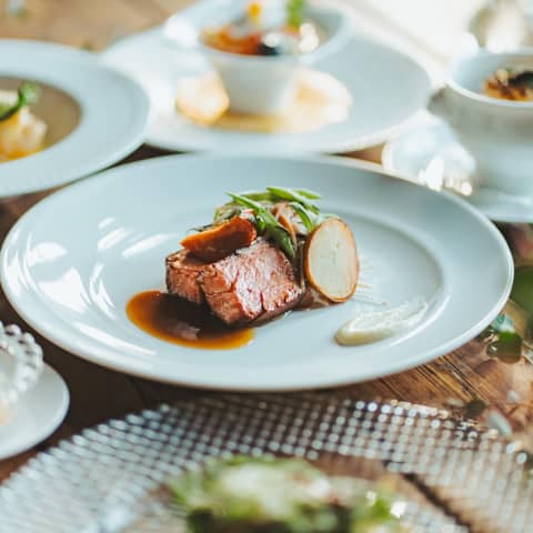 【26年11月迄】*40名198万円*新緑~紅葉の人気シーズンプラン