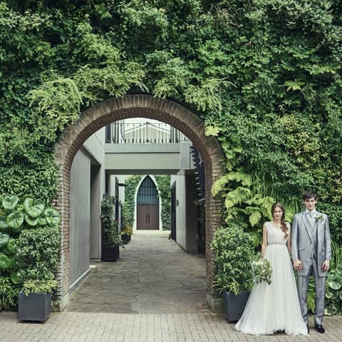 【公式】南青山サンタキアラ教会 | 表参道駅徒歩1分の結婚式場