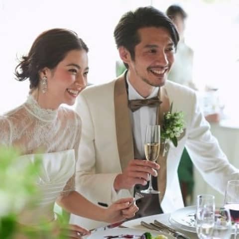 大切な方と過ごす家族挙式プラン【6名42万円~】