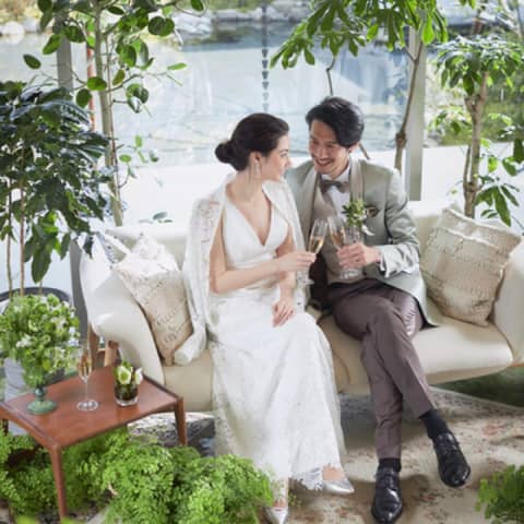 大切な方と過ごす家族挙式プラン【6名42万円~】