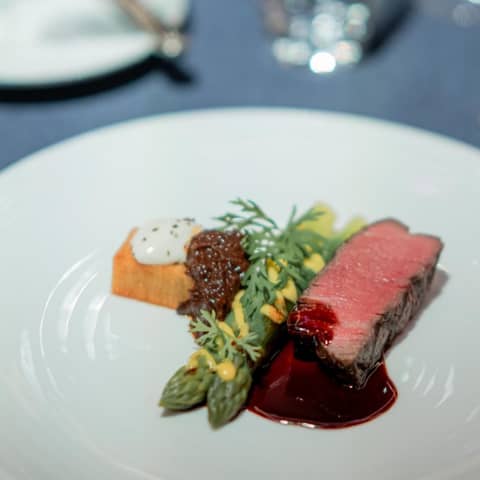 W大阪のウエディングサイト|マリオットグループ ラグジュアリーホテルウェディング