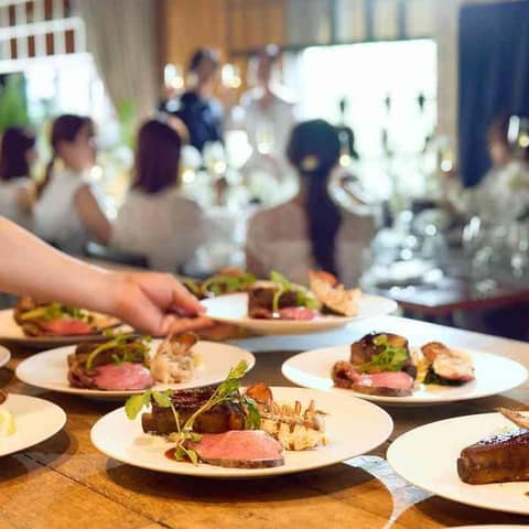 【27年3~4月】公式サイト限定*8大特典付き&持込無料!春婚