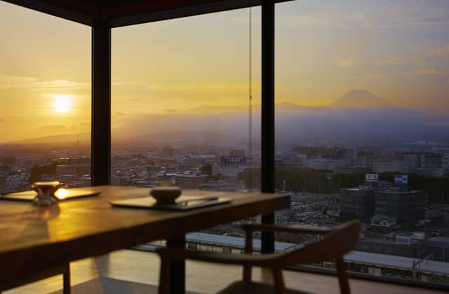 【三嶋大社で家族中心の少人数結婚式】富士山三島 東急ホテル