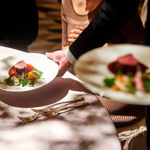 【2025年9-10月】大切なご家族との挙式＋会食プラン♪