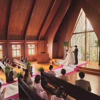 【挙式のみ】通常価格から半額で叶う！2名～OK◎独立型チャペルで叶える（78万→33万円）