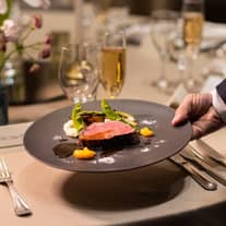 豪華試食(3万円)★国産和牛×手毬寿司×バケット×デザート*