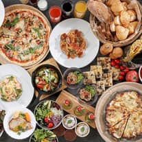 相談会事前予約で館内レストランランチをご用意。