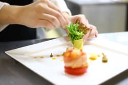 【公式】山梨県の結婚式場｜誓いの丘イストアール 