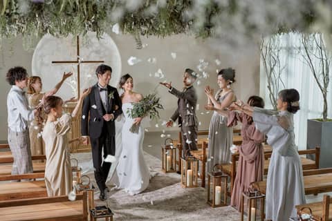 【公式】ルリアン大阪(ベルクラシック空港)｜伊丹空港近くの完全貸切＆全天候型結婚式場