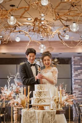 【公式】ル・リアン（le lien）｜関西唯一のドライフラワーが一面に広がる結婚式場｜北摂・大阪空港