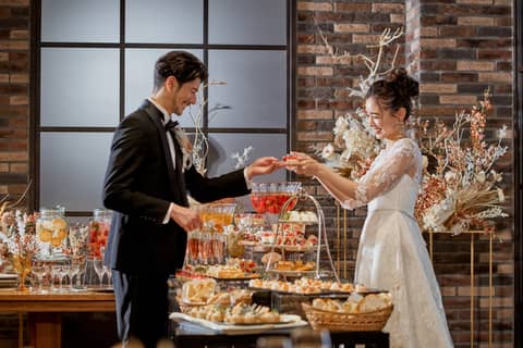 【公式】ル・リアン（le lien）｜関西唯一のドライフラワーが一面に広がる結婚式場｜北摂・大阪空港