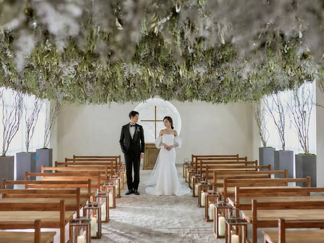 【公式】ルリアン大阪(ベルクラシック空港)|関西唯一のドライフラワーが広がる結婚式場|北摂・大阪空港
