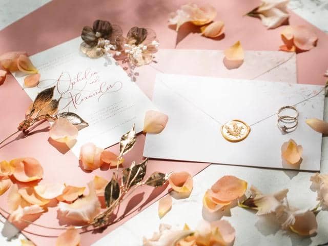 【公式】ルリアン大阪(ベルクラシック空港)｜伊丹空港近くの完全貸切＆全天候型結婚式場