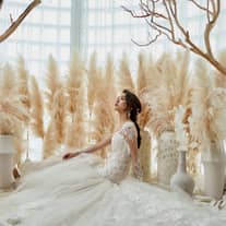 【公式】ルリアン大阪(ベルクラシック空港)|関西唯一のドライフラワーが広がる結婚式場|北摂・大阪空港