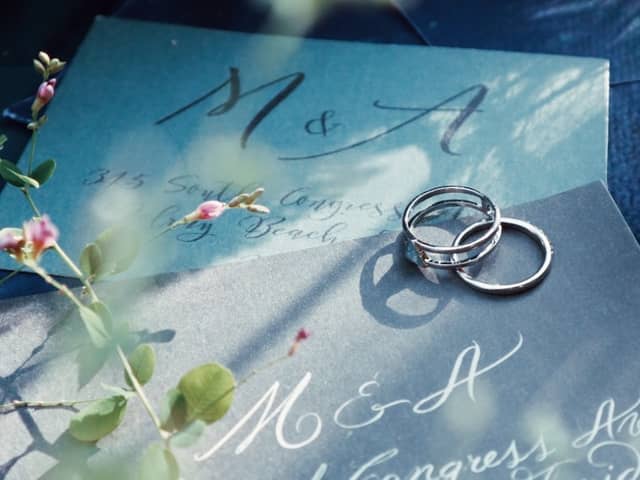 【公式】ルリアン大阪(ベルクラシック空港)|関西唯一のドライフラワーが広がる結婚式場|北摂・大阪空港