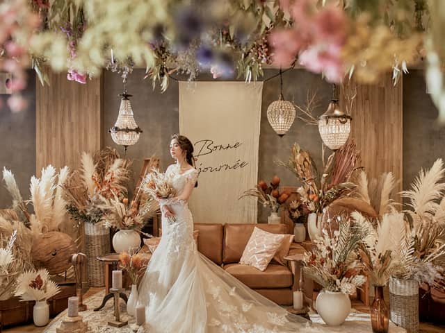 【公式】ルリアン大阪(ベルクラシック空港)|関西唯一のドライフラワーが広がる結婚式場|北摂・大阪空港