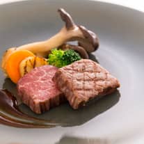 【公式】ルリアン大阪(ベルクラシック空港)|関西唯一のドライフラワーが広がる結婚式場|北摂・大阪空港