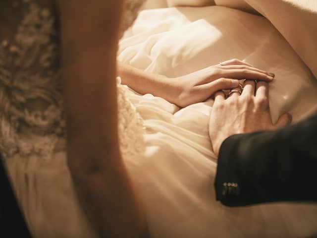 【公式】ルリアン大阪(ベルクラシック空港)|関西唯一のドライフラワーが広がる結婚式場|北摂・大阪空港