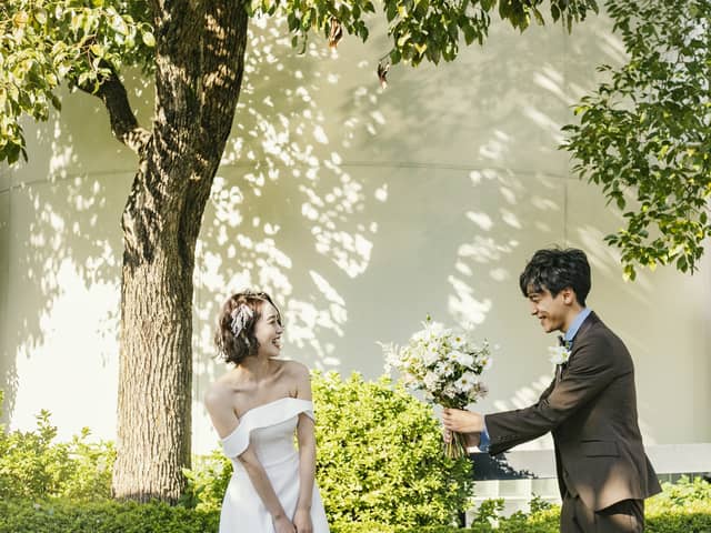 【公式】ルリアン大阪(ベルクラシック空港)|関西唯一のドライフラワーが広がる結婚式場|北摂・大阪空港