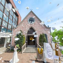 青森の結婚式場なら モルトン迎賓館 青森｜ウエディング・結婚式 英国郊外に佇む贅沢な領主の館をイメージしてつくられたクラシカルなチャペル