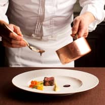 【来館特典】洋食or中国料理のホテルフルコースランチをご用意！
