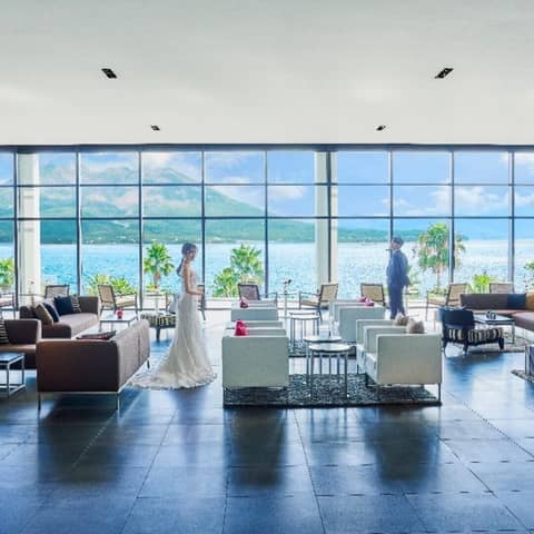 W the style of wedding