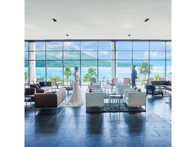 W the style of wedding