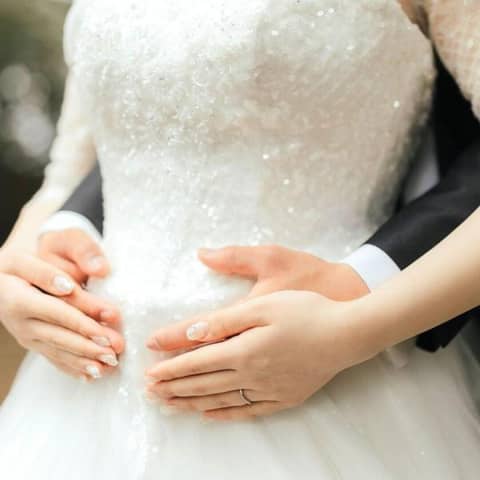 W the style of wedding