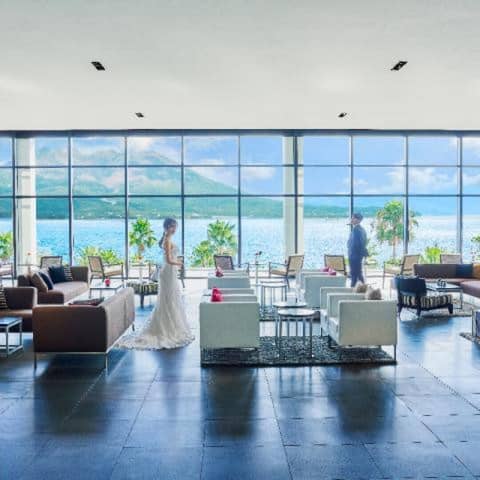 W the style of wedding
