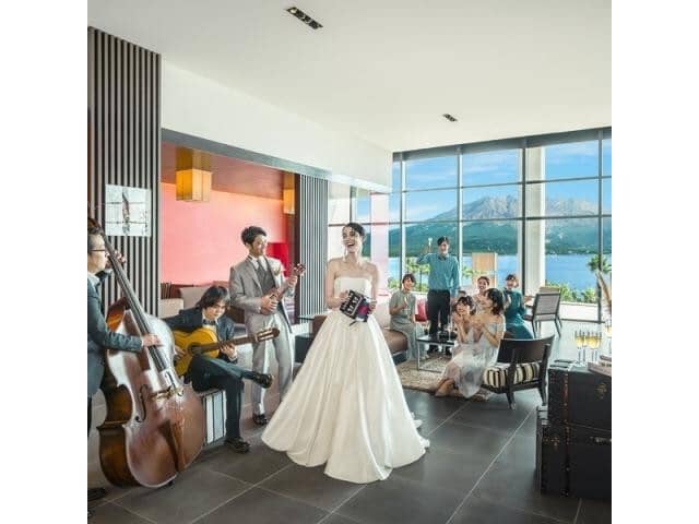 W the style of wedding