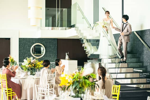 W the style of wedding