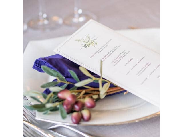 W the style of wedding