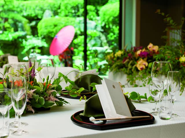 鶴羽根神社 二葉