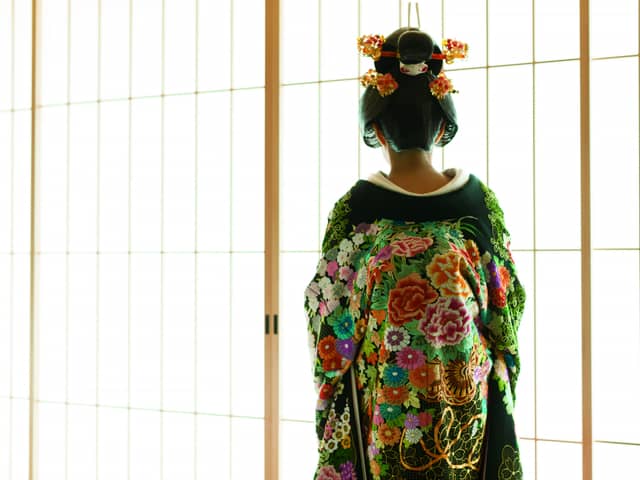 鶴羽根神社 二葉