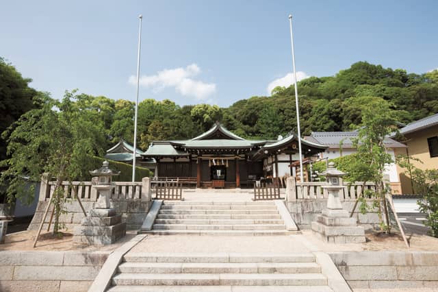 鶴羽根神社 二葉